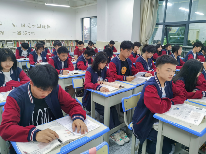 四川高三复读生对口升学：报班与自学，如何选择？